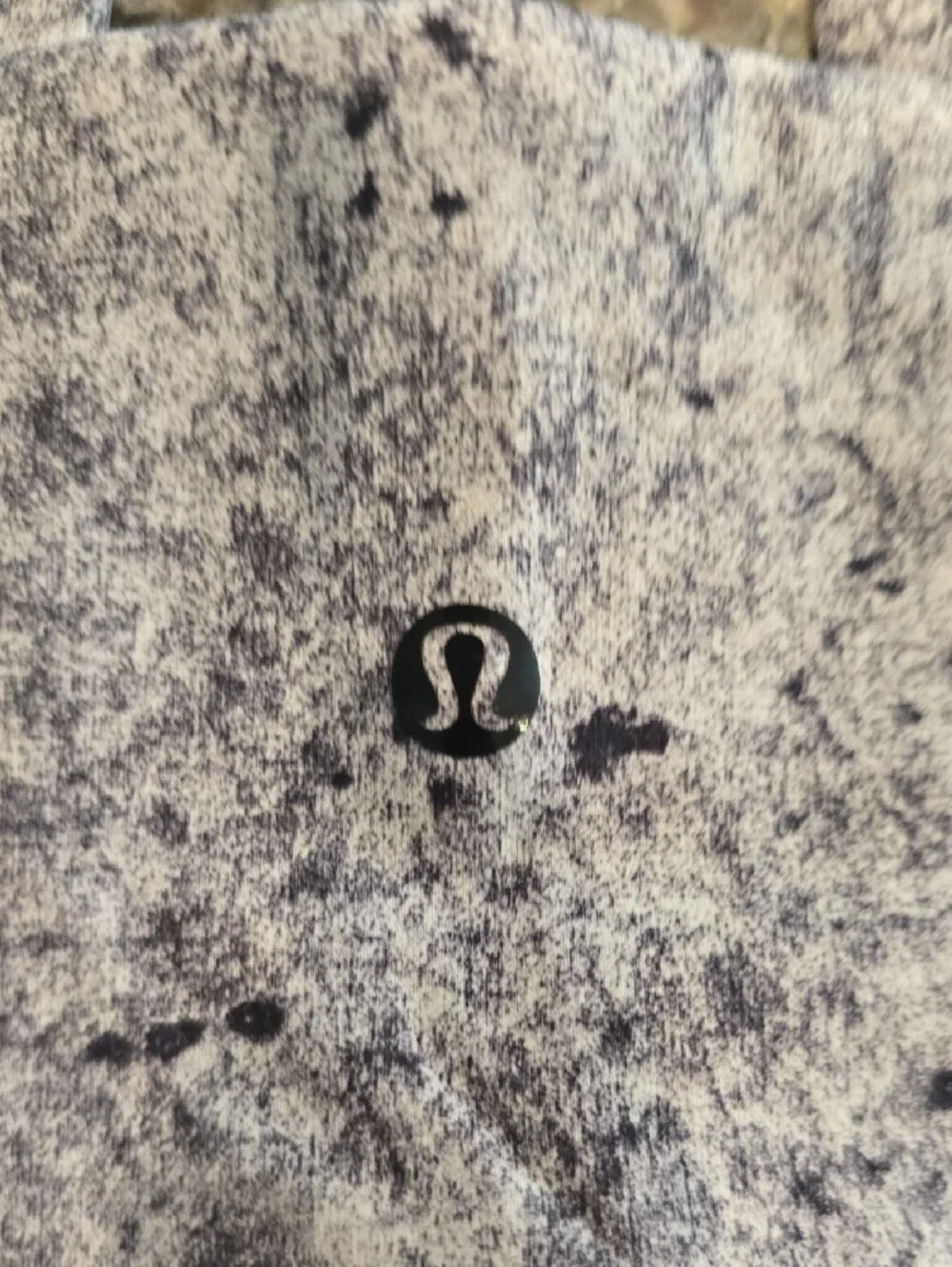 Lululemon Wunder Under Hi-Rise 7/8 Tight in Antiqued Alpine White Multi & Black - Picture 4 of 7